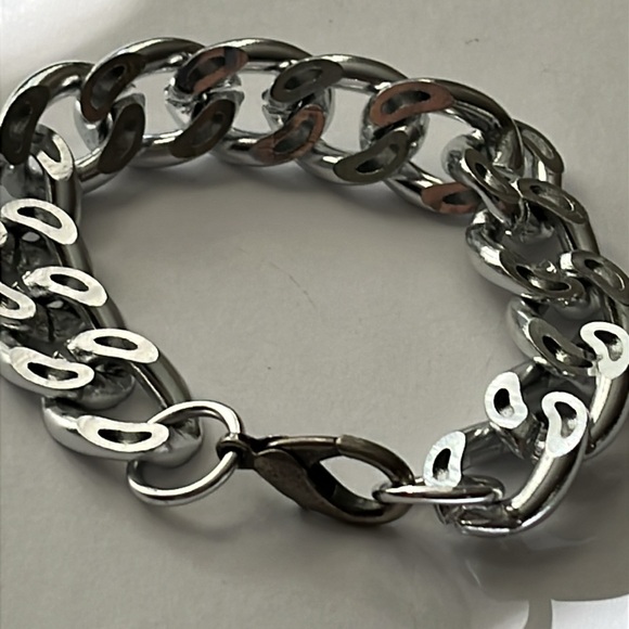 Vintage lot of 3 Silvertone 7” Bracelets - one with abalone starfish - Picture 9 of 12